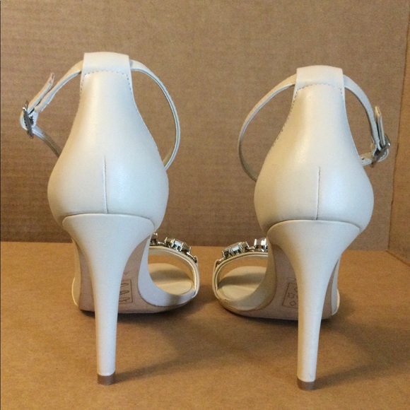 Aldo Kurman heel - 7 1/2 style: Kurman in bone - Picture 4 of 6
